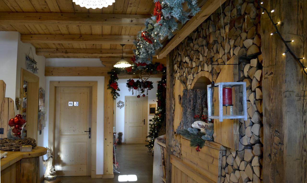 Giustino Agriturismo Dalla Natura La Salute מראה חיצוני תמונה
